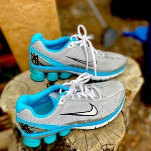 Nike size 7 1/2 women